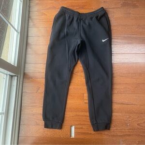 Nike Sportswear Club Fleece Sweatpants White Logo Swoosh Big Kids Size Medium